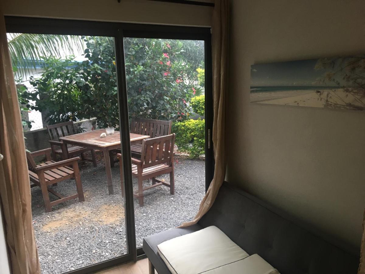 Wolmar Beach Suite Flic en Flac Bagian luar foto